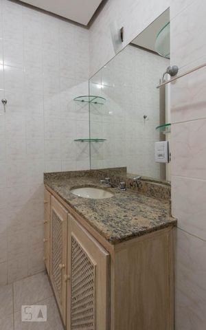 Apartamento à venda com 133m², 4 quartos e 3 vagasBanheiro Suíte