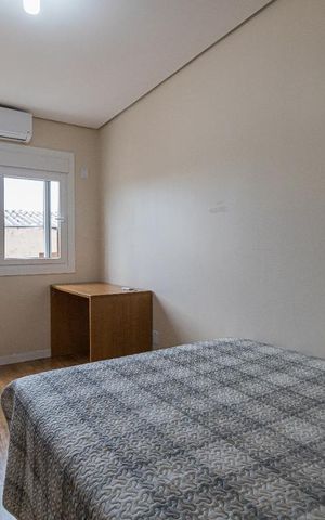 Casa à venda com 240m², 7 quartos e 8 vagas Casa à venda com 240m², 7 quartos e 8 vagasQuarto 2