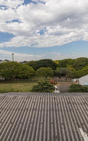 Casa à venda com 240m², 7 quartos e 8 vagas Casa à venda com 240m², 7 quartos e 8 vagasVista do Quarto 7