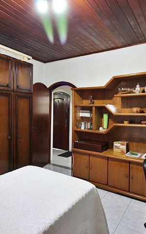 Casa à venda com 170m², 4 quartos e 2 vagasQuarto 1