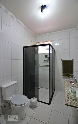 Casa à venda com 170m², 4 quartos e 2 vagasBanheiro 1 