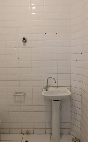 Casa para alugar com 170m², 4 quartos e 4 vagasBanheiro 