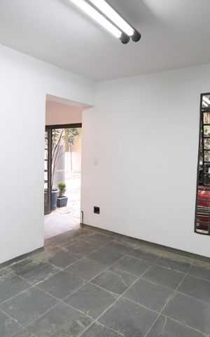 Casa para alugar com 170m², 4 quartos e 4 vagasSala