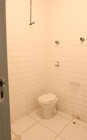 Casa para alugar com 170m², 4 quartos e 4 vagasBanheiro 