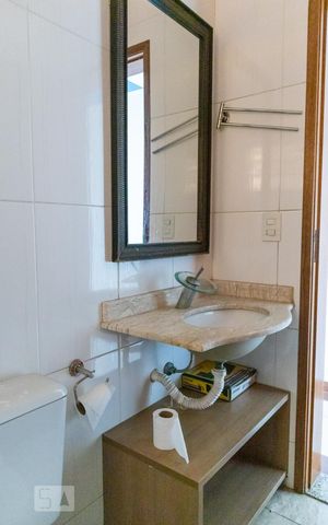 Casa à venda com 146m², 3 quartos e 2 vagas Casa à venda com 146m², 3 quartos e 2 vagasBanheiro 2
