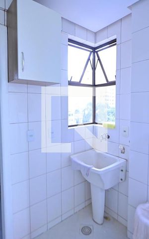 Apartamento para alugar com 115m², 4 quartos e 1 vaga Apartamento para alugar com 115m², 4 quartos e 1 vagaÁrea de Serviço