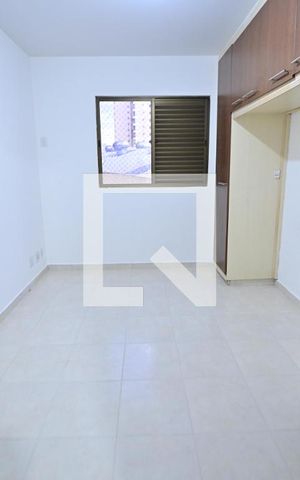 Apartamento para alugar com 115m², 4 quartos e 1 vaga Apartamento para alugar com 115m², 4 quartos e 1 vagaSuíte 2