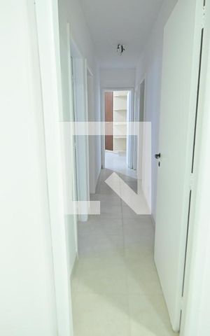 Apartamento para alugar com 115m², 4 quartos e 1 vaga Apartamento para alugar com 115m², 4 quartos e 1 vagaCorredor