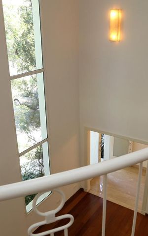 Casa de condomínio à venda com 670m², 4 quartos e 4 vagasHall