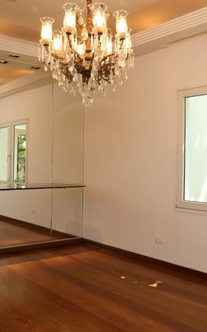Casa de condomínio à venda com 670m², 4 quartos e 4 vagasSala de Jantar