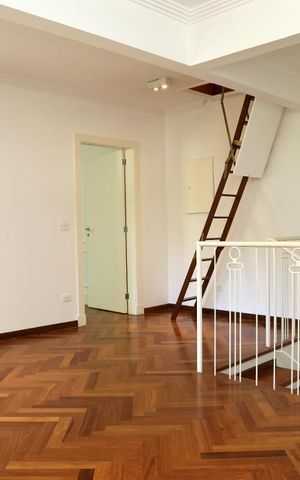 Casa de condomínio à venda com 670m², 4 quartos e 4 vagasSala de Estar