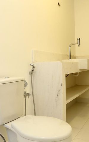 Casa de condomínio à venda com 670m², 4 quartos e 4 vagasBanheiro da Suíte 1