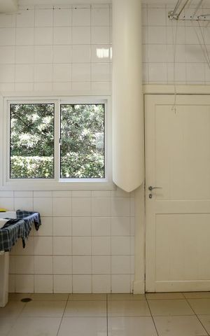 Casa de condomínio à venda com 670m², 4 quartos e 4 vagasÁrea de Serviço