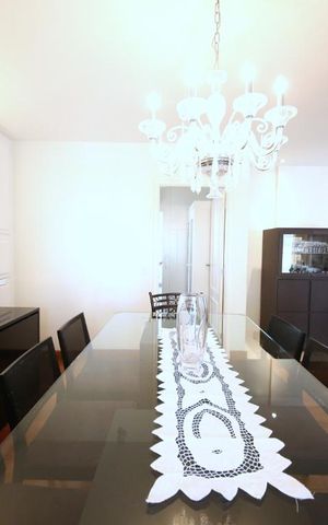 Apartamento à venda com 253m², 4 quartos e 5 vagasSala 