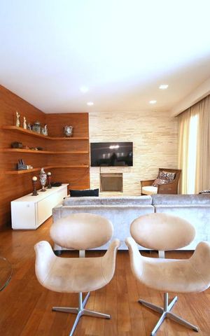 Apartamento à venda com 253m², 4 quartos e 5 vagasSala 
