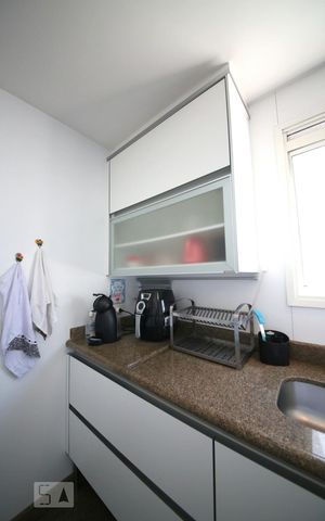 Apartamento à venda com 253m², 4 quartos e 5 vagasCozinha