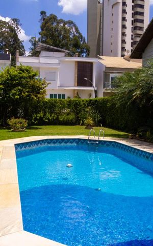 Casa de condomínio à venda com 586m², 4 quartos e 3 vagasPiscina / Jadim