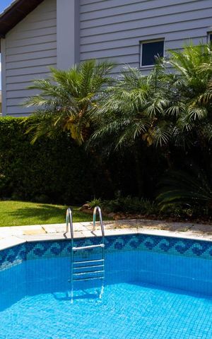 Casa de condomínio à venda com 586m², 4 quartos e 3 vagasPiscina / Jadim