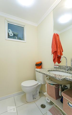 Apartamento à venda com 70m², 3 quartos e 1 vaga Apartamento à venda com 70m², 3 quartos e 1 vagaLavabo