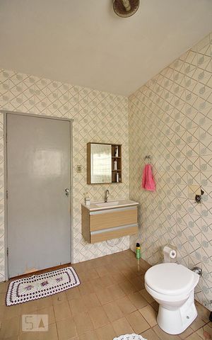 Casa à venda com 125m², 4 quartos e 4 vagasBanheiro Social 2