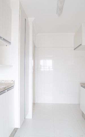 Apartamento à venda com 72m², 2 quartos e 1 vaga Apartamento à venda com 72m², 2 quartos e 1 vagaCozinha