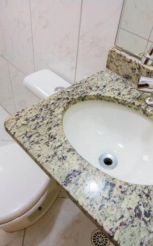 Apartamento para alugar com 62m², 2 quartos e 1 vaga Apartamento para alugar com 62m², 2 quartos e 1 vagaBanheiro social