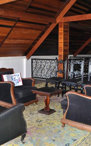 Casa para alugar com 300m², 3 quartos e 3 vagasTerraço