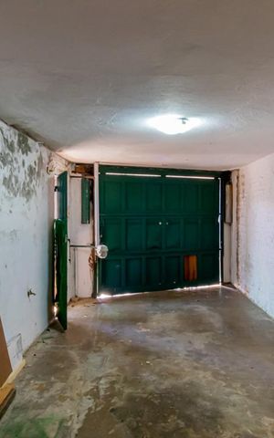 Casa para alugar com 180m², 4 quartos e 1 vaga Casa para alugar com 180m², 4 quartos e 1 vagaGaragem