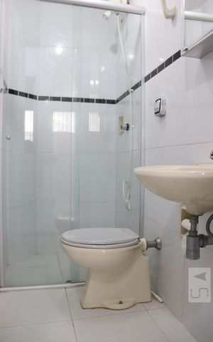 Apartamento para alugar com 108m², 3 quartos e 2 vagasBanheiro de Serviço