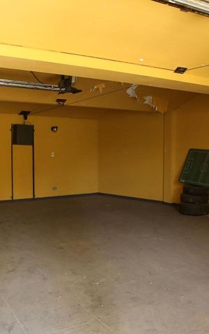 Casa à venda com 980m², 4 quartos e 4 vagasGaragem