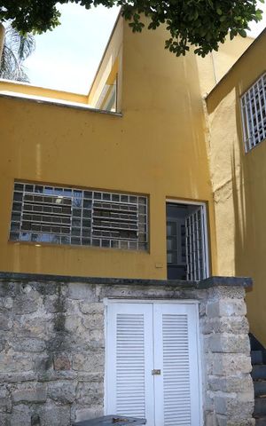 Casa à venda com 980m², 4 quartos e 4 vagasÁrea Externa