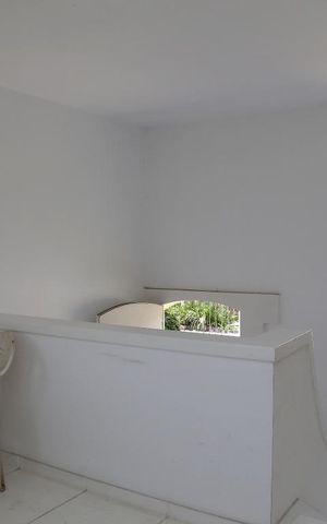 Casa à venda com 980m², 4 quartos e 4 vagasHall