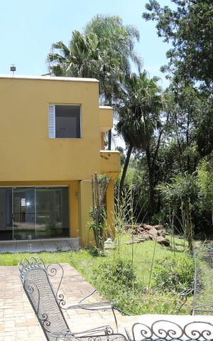 Casa à venda com 980m², 4 quartos e 4 vagasQuintal