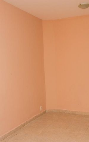 Casa à venda com 70m², 2 quartos e sem vagaSala