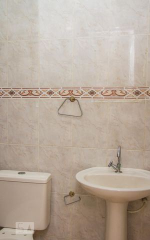 Casa à venda com 70m², 2 quartos e sem vagaBanheiro
