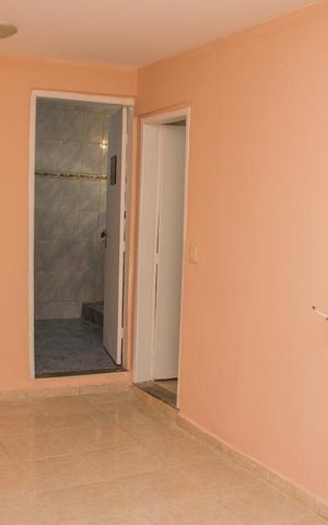 Casa à venda com 70m², 2 quartos e sem vagaSala