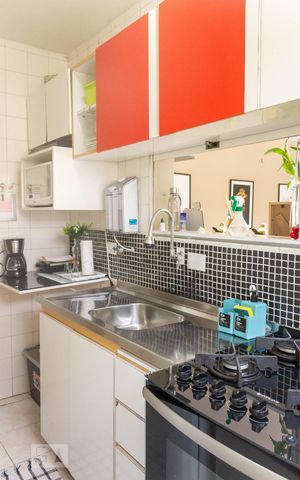 Apartamento para alugar com 68m², 2 quartos e 1 vaga Apartamento para alugar com 68m², 2 quartos e 1 vagaCozinha