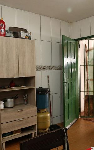 Casa à venda com 87m², 2 quartos e 1 vagaCozinha