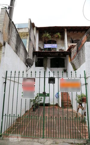 Casa à venda com 87m², 2 quartos e 1 vagaFachada