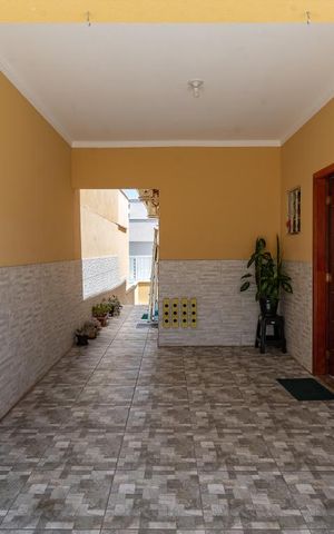Casa à venda com 83m², 2 quartos e 3 vagasVaranda da Sala