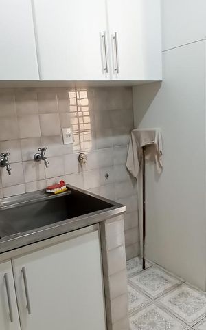 Casa à venda com 380m², 3 quartos e 5 vagas Casa à venda com 380m², 3 quartos e 5 vagasCozinha