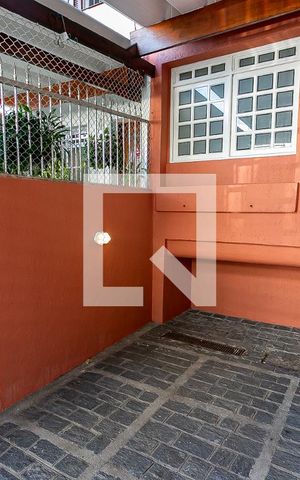 Casa para alugar com 90m², 3 quartos e 1 vaga Casa para alugar com 90m², 3 quartos e 1 vagaGaragem