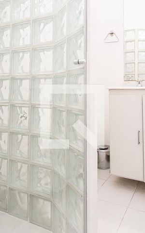 Casa para alugar com 90m², 3 quartos e 1 vaga Casa para alugar com 90m², 3 quartos e 1 vagaBanheiro