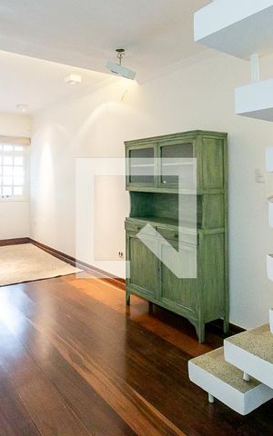Casa para alugar com 90m², 3 quartos e 1 vaga Casa para alugar com 90m², 3 quartos e 1 vagaSala