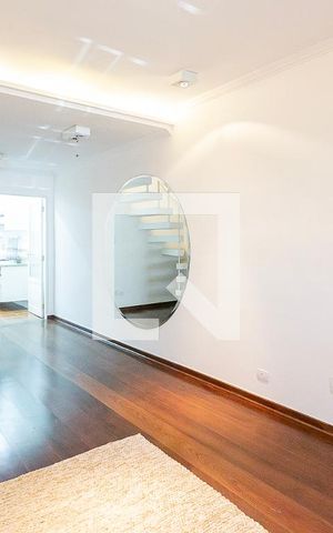 Casa para alugar com 90m², 3 quartos e 1 vaga Casa para alugar com 90m², 3 quartos e 1 vagaSala