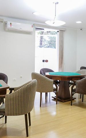 Apartamento para alugar com 42m², 1 quarto e 1 vaga Apartamento para alugar com 42m², 1 quarto e 1 vagaSala de Reunião