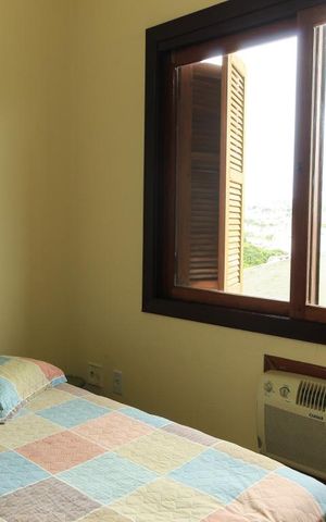 Casa de condomínio à venda com 195m², 3 quartos e 2 vagas Casa de condomínio à venda com 195m², 3 quartos e 2 vagasQuarto 1