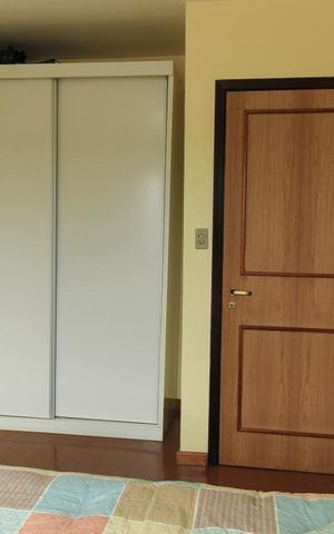 Casa de condomínio à venda com 195m², 3 quartos e 2 vagas Casa de condomínio à venda com 195m², 3 quartos e 2 vagasQuarto 1