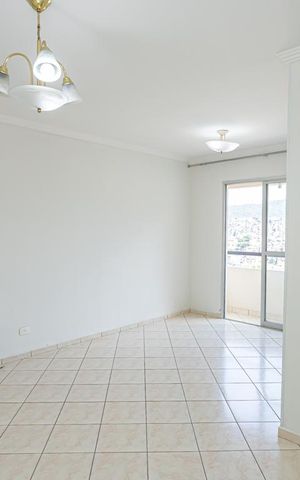Apartamento à venda com 65m², 3 quartos e 1 vaga Apartamento à venda com 65m², 3 quartos e 1 vagaSala