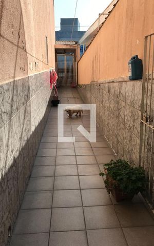 Casa à venda com 250m², 3 quartos e 2 vagas Casa à venda com 250m², 3 quartos e 2 vagasQuintal